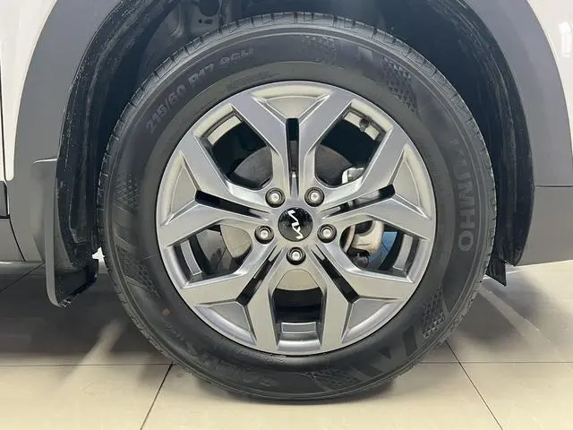 Kia Setus 1.5L IVT Deluxe Edition