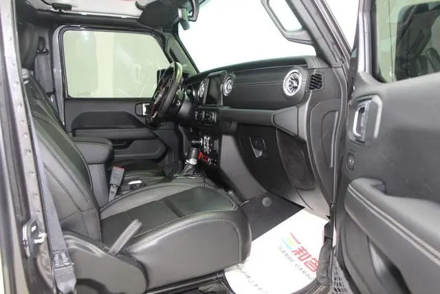 Jeep Wrangler 4xe PHEV Four-door 2.0T 4xe Sahara