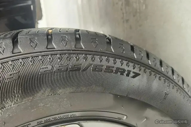 Beijing Beijing off-road BJ40 PLUS 2.3T manual four-wheel drive exclusive edition Country VI