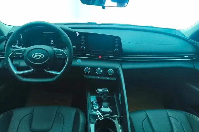 Hyundai Elantra 1.5L CVT GLX Elite Edition