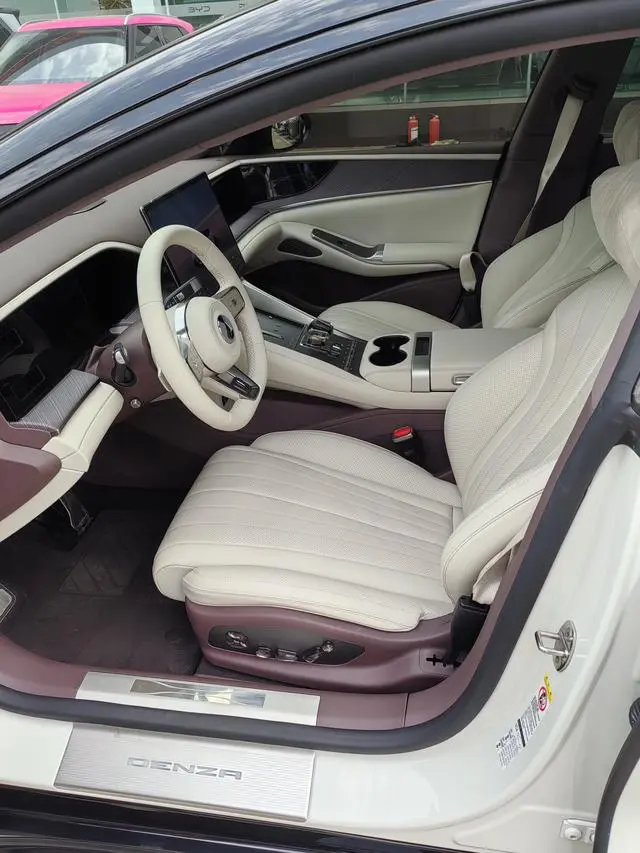 Denza Denza Z9GT DM 1100 four-wheel drive Pro version