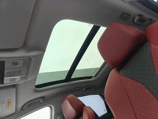 Changan Yidong PLUS Blue Whale NE 1.4T GDI DCT Flagship