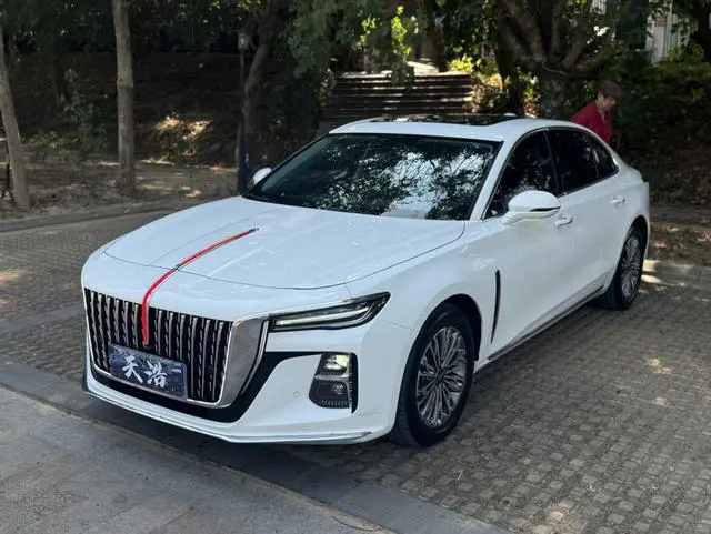 Hongqi Hongqi H5 1.5T DCT Zhilian Flag Rhyme Version