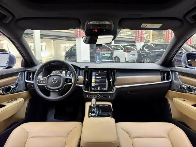 Volvo Volvo S90 PHEV T8 E-drive hybrid Zhiya Edition Country V