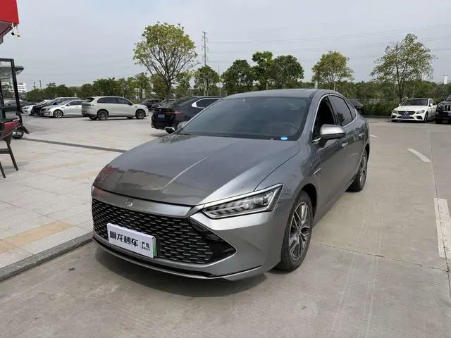 BYD Qin PLUS DM DM-i Champion Edition 55KM Transcendent Type