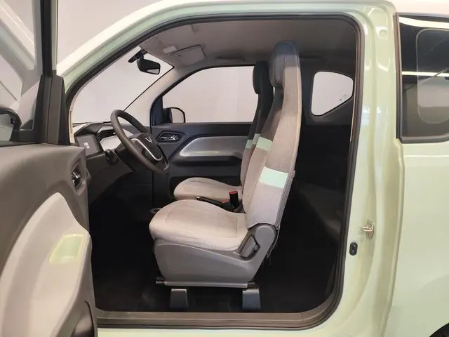 Wuling Wuling Hongguang MINIEV Macaron Premium Lithium Iron Phosphate