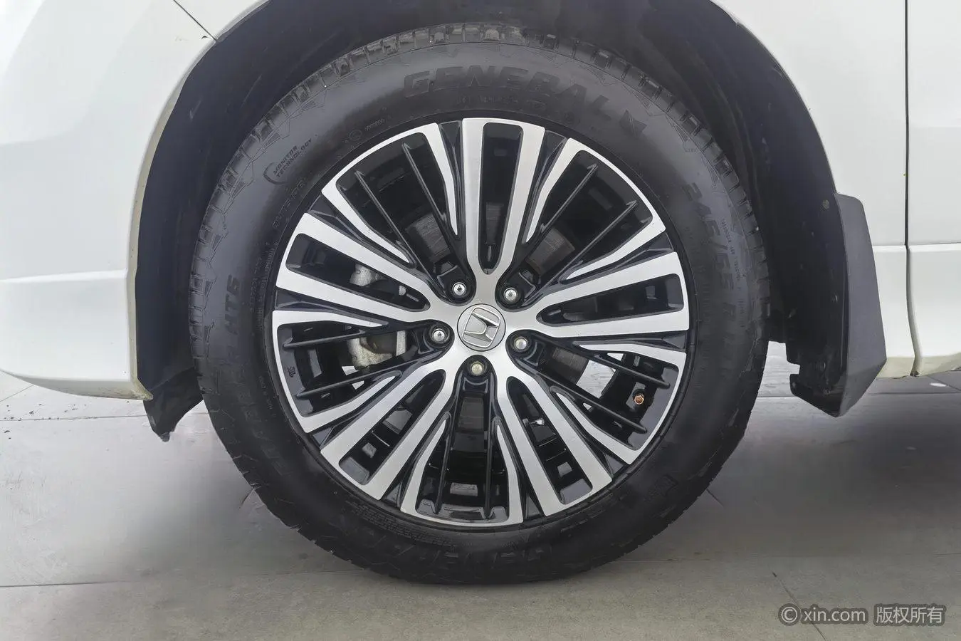 Honda Crown Road 370TURBO Four-wheel drive Exclusive Edition