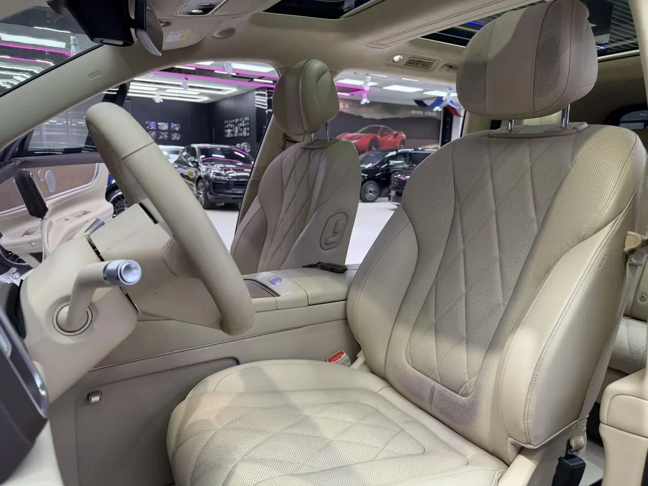 AITO Ask the world M9 Extended range Ultra six-seater version