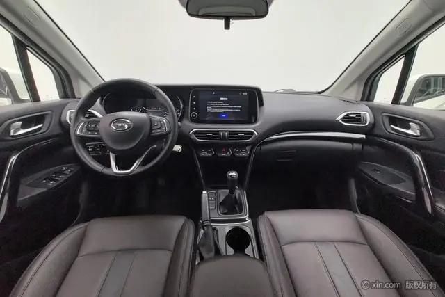 GAC Trumpchi GS4 235T manual two-wheel drive Luxury Million Commemorative Edition