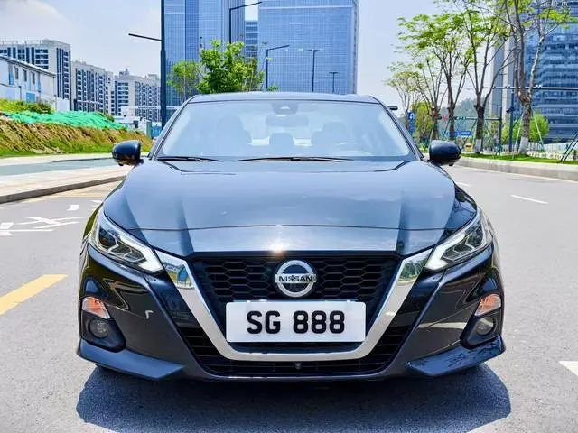 Nissan Teana Facelift 2.0 L XL Upper Smart Edition