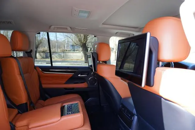 Lexus Lexus LX 570 Peak Special Edition