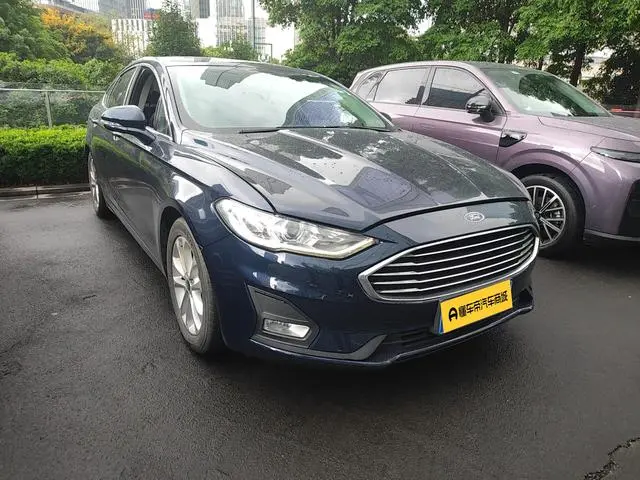 Ford Mondeo EcoBoost 180 fashion type