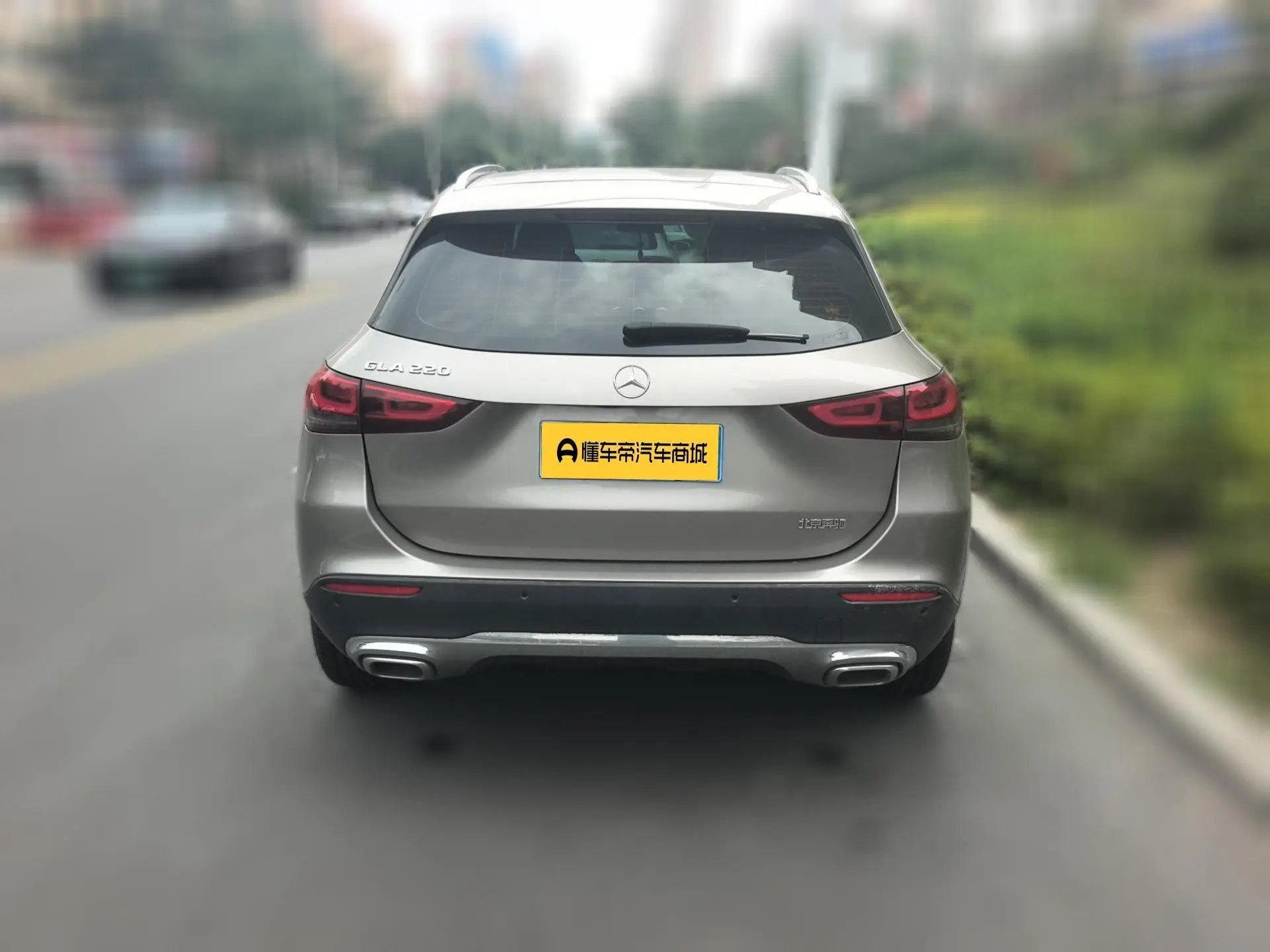 Mercedes-Benz Mercedes-Benz GLA GLA 220