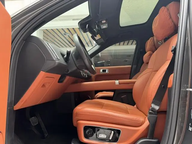 Li Auto Ideal L8 Pro version