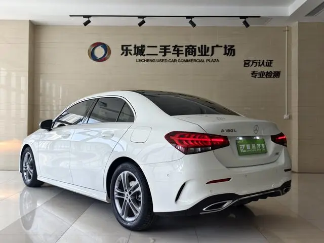 Mercedes-Benz Mercedes-Benz A-class Second facelift A 180 L sports sedan
