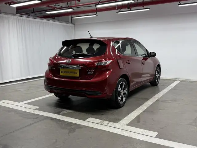 Nissan TIIDA 1.6L CVT Smart Travel Edition