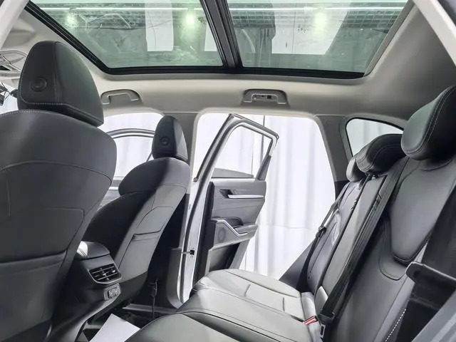 Haval Haval H6 The third generation 1.5T automatic two-wheel drive Max