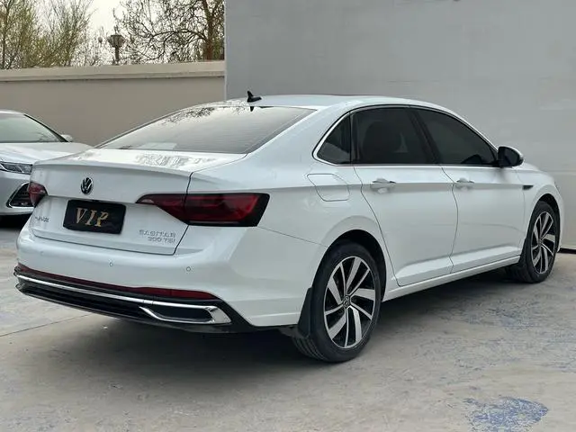 Volkswagen Sagitar 280TSI DSG Beyond Edition
