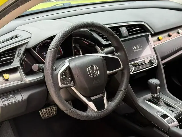 Honda Civic 220TURBO CVT combustion version Country VI