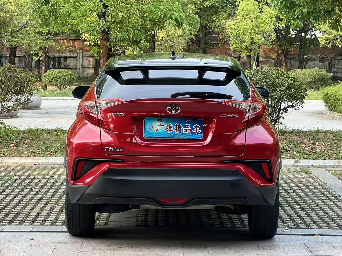 TOYOTA Toyota C-HR 2.0L Leading version
