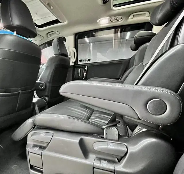 Honda Odyssey 2.0L Sharp*Exclusive Edition