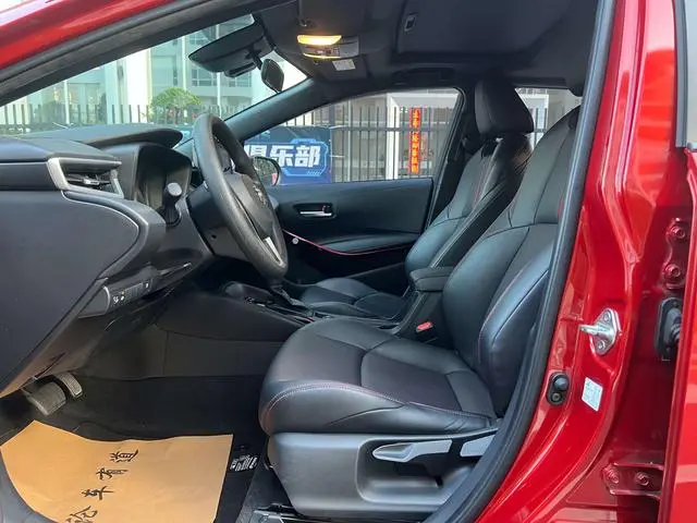 TOYOTA Lei Ling Dual engine 1.8H E-CVT sports version