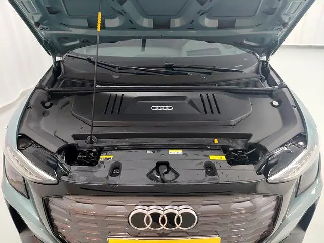 Audi Audi Q5 e-tron 40 e-tron Xingyao Mecha Set