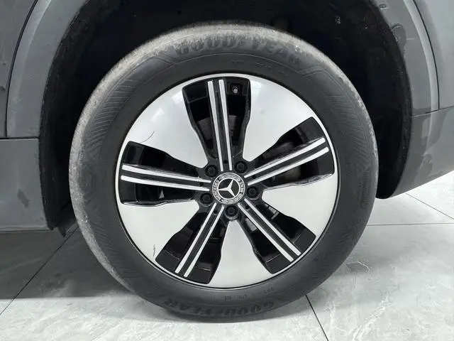 Mercedes-Benz Mercedes-Benz EQB EQB 260