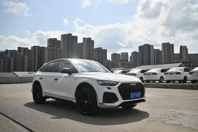 Audi Audi Q5L Sportback 45 TFSI Premium selection
