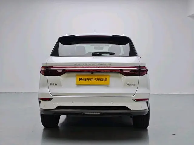 BYD Song Pro DM DM 1.5T four-wheel drive performance version luxury
