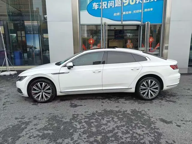 Volkswagen Volkswagen CC 330TSI Charm Edition Country VI