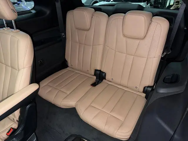 NIO NIO ES8 580KM six-seater version