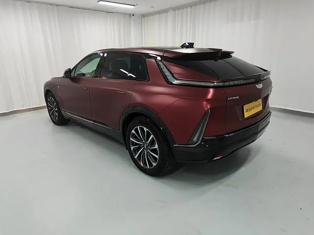 Cadillac IQ Ruige Four-wheel drive high-performance premium edition