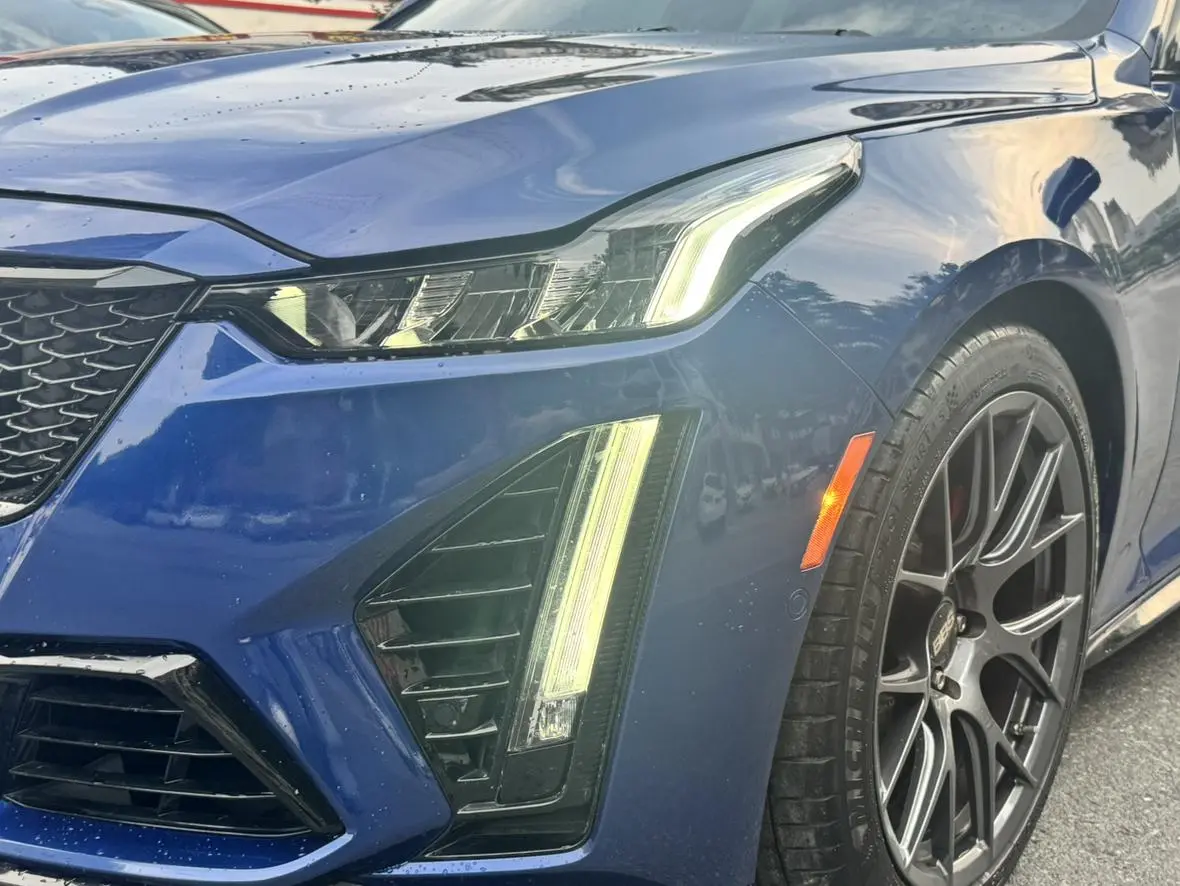 Cadillac Cadillac CT5 28T platinum sporty