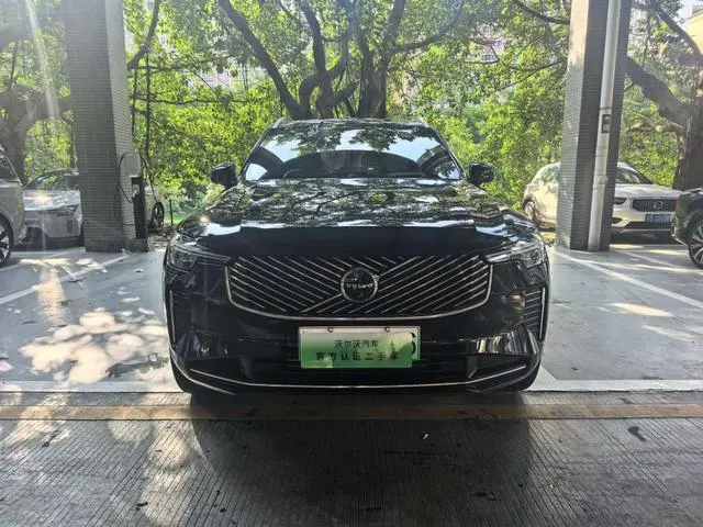 Volvo Volvo XC90 PHEV E-drive hybrid T8 Long battery life Zhizun Deluxe Edition 7 Seats