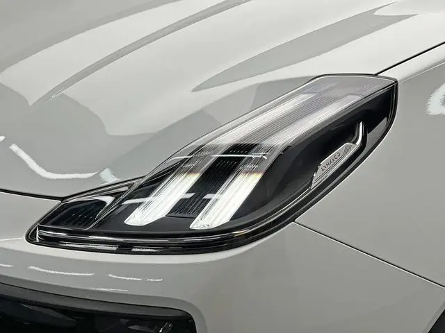 LYNK & CO Lynk 06 Remix 1.5T Jin Halo