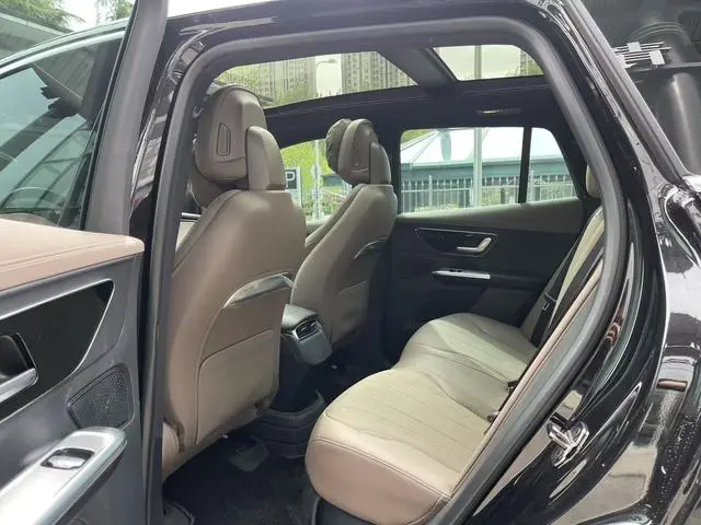 Mercedes-Benz Mercedes-Benz EQE SUV EQE SUV 500 4MATIC Pioneer Edition