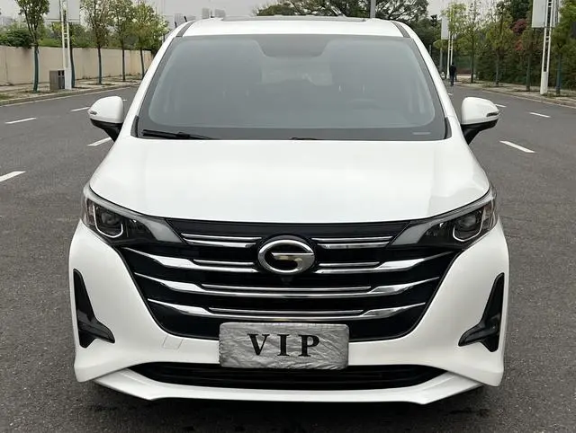 GAC Trumpchi M6 270T Automatic Deluxe Edition 7 seats