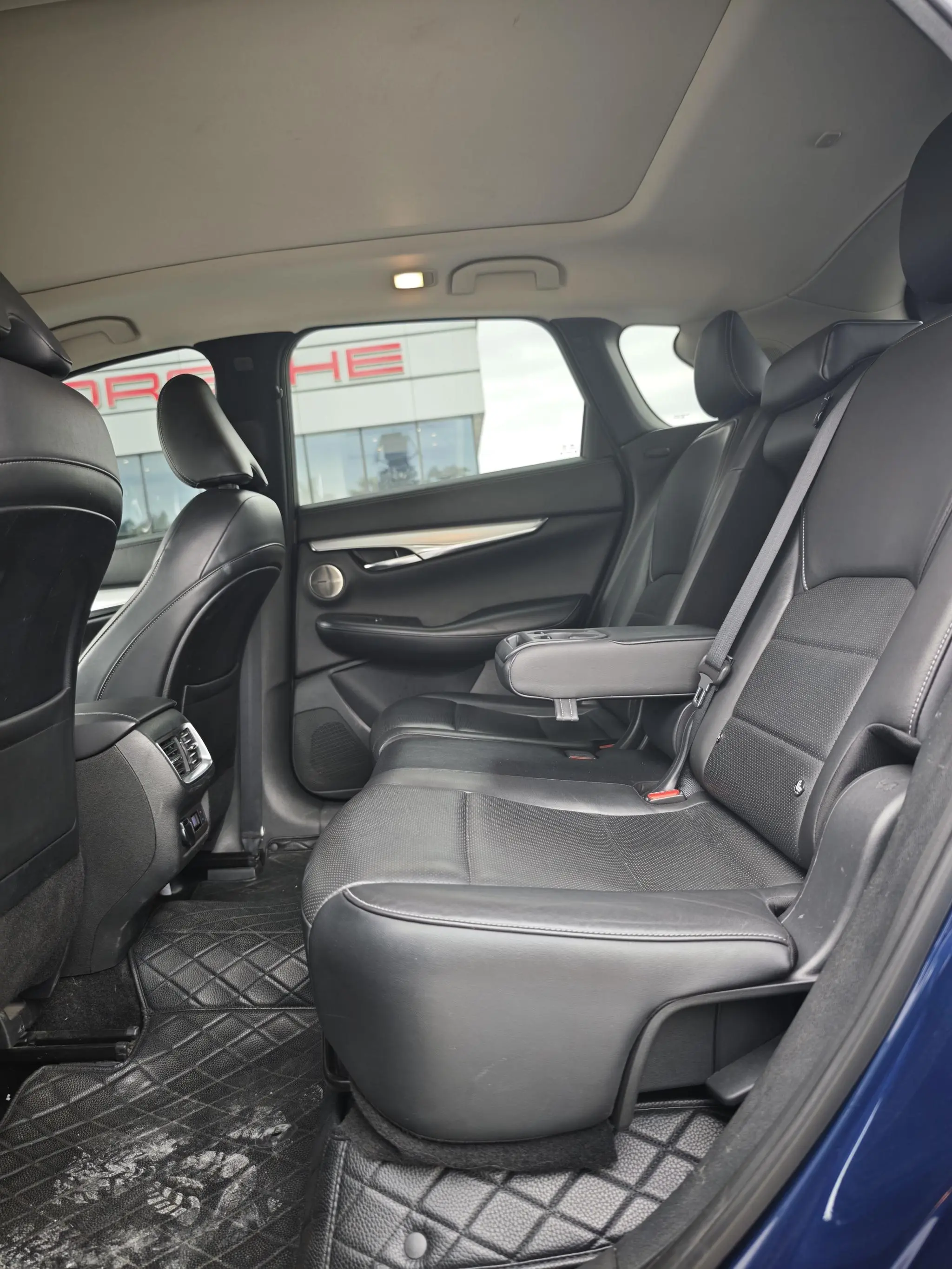 Infiniti Infiniti QX50 2.0T four-wheel drive Elite Edition