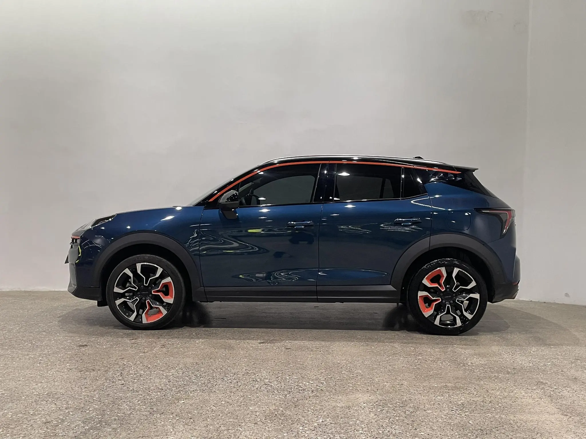 LYNK & CO Lynk 06 1.5T Yao Halo