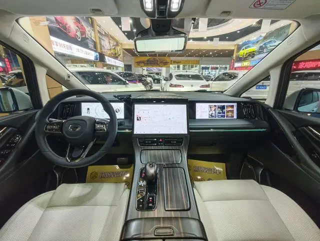 GAC Trumpchi E9 PHEV 2.0TM Master