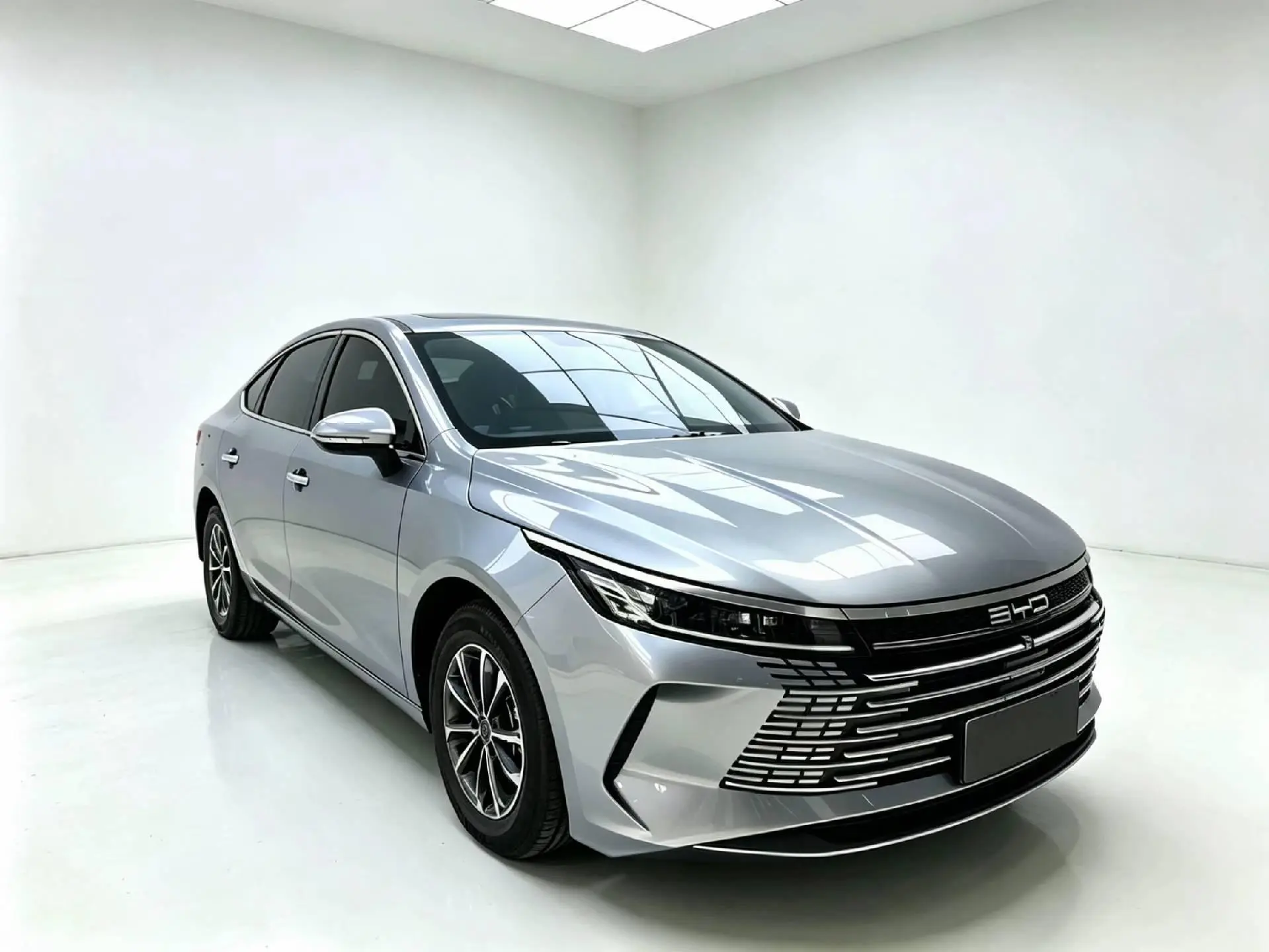 BYD Destroyer 05 DM-i Champion Edition 55KM Luxury