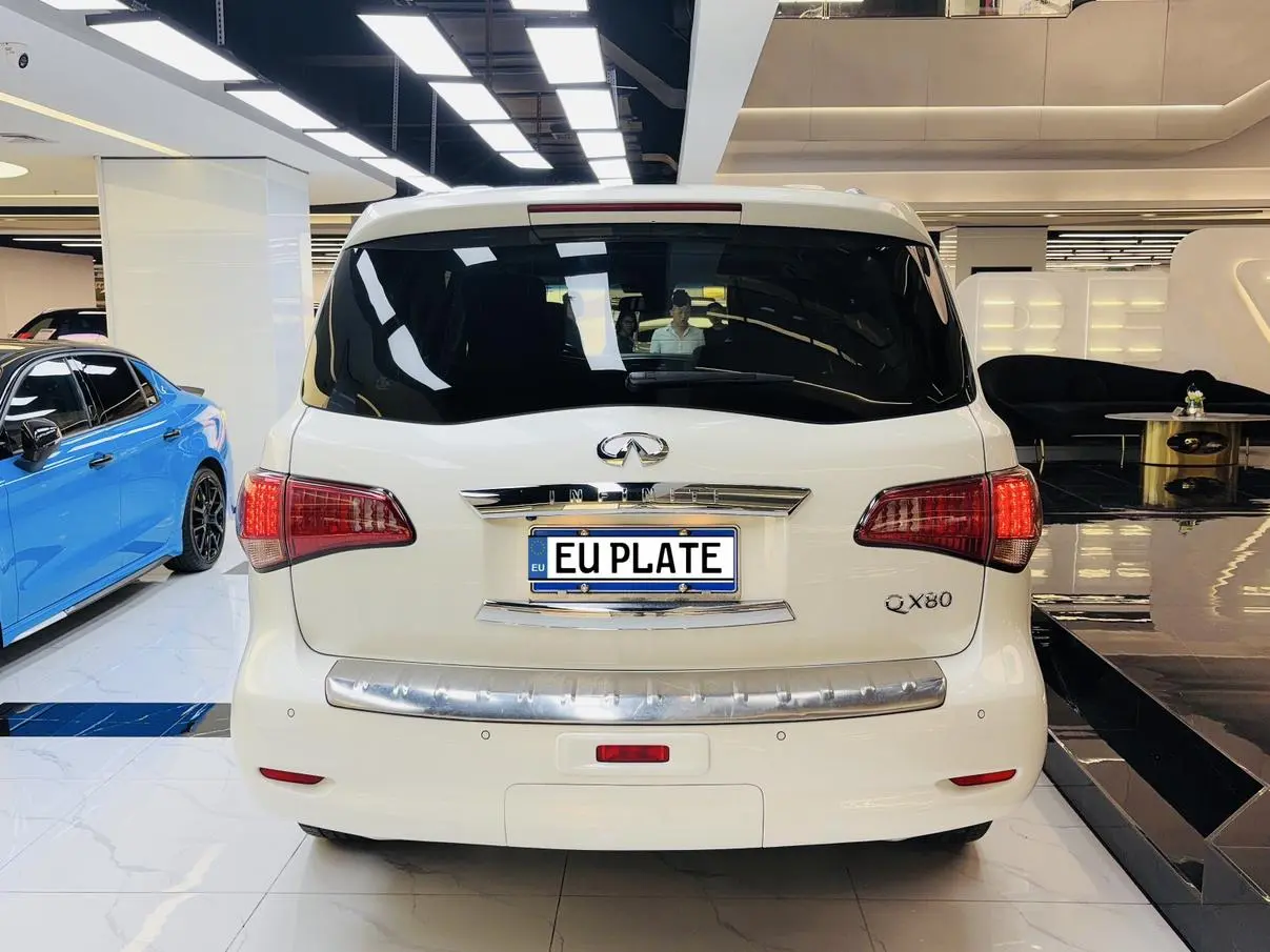 Infiniti Infiniti QX80 5.6L 4WD