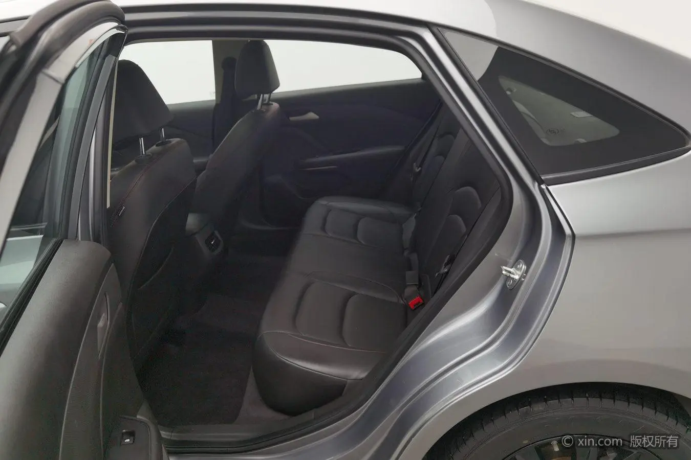 Chevrolet Cruze Redline 320T dual clutch Refreshing Version