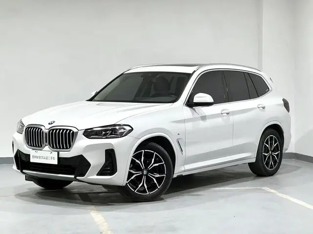 BMW BMW X3 xDrive25i M sports suit