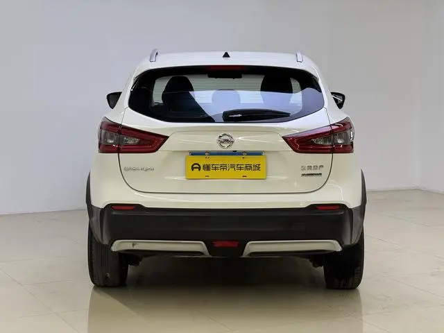 Nissan Qashqai 2.0L CVT Smart Edition
