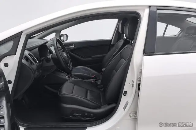 Kia Kia K3 1.6L automatic 15th Anniversary Special Edition GLS