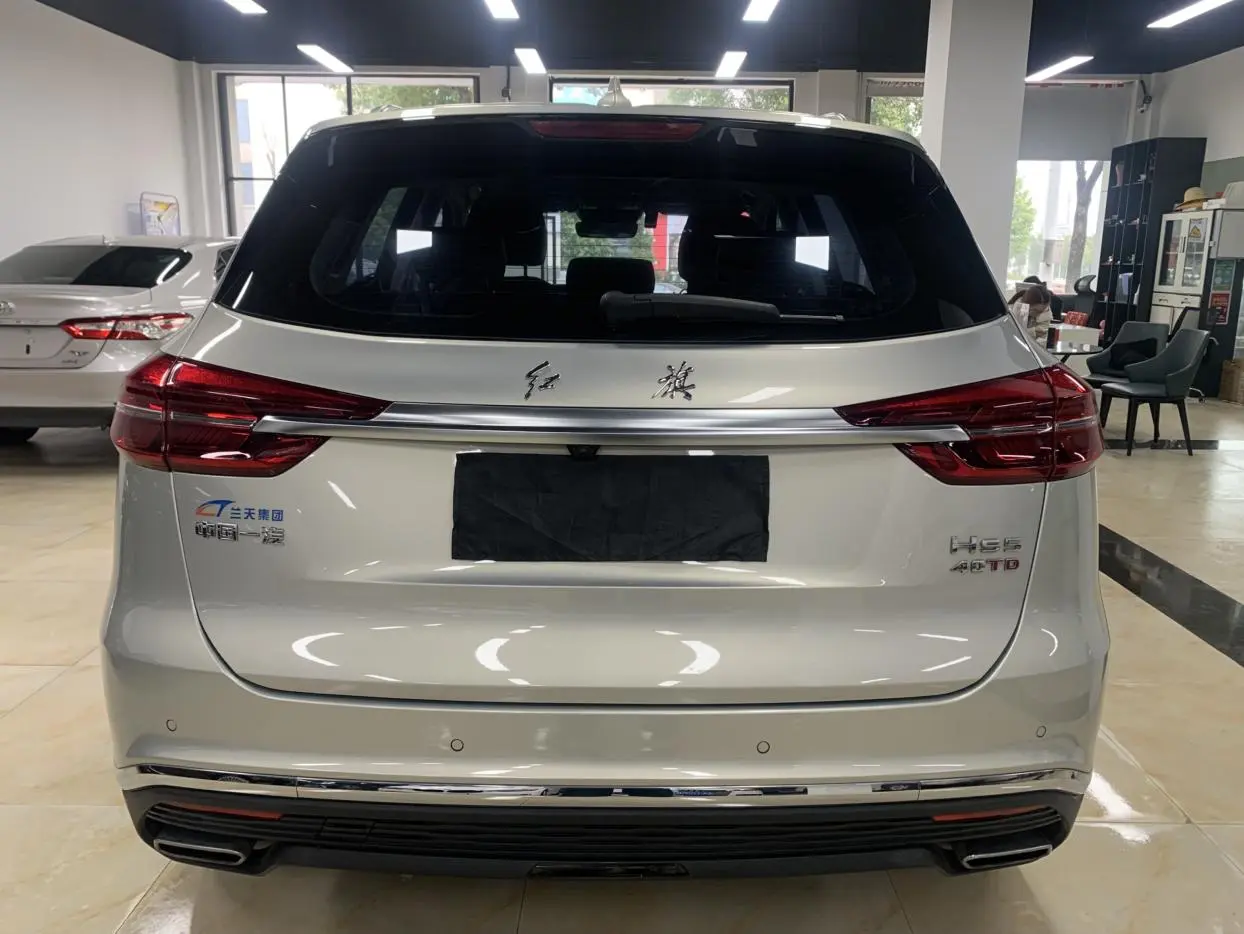 Hongqi Hongqi HS5 Facelift 2.0T Zhilian flag enjoy four-wheel drive version