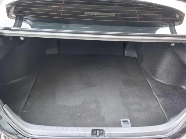 TOYOTA Camry 2.5G Deluxe Edition