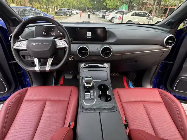 Dongfeng Fengxing Popular T5 EVO 1.5TD DCT Xingyao Edition